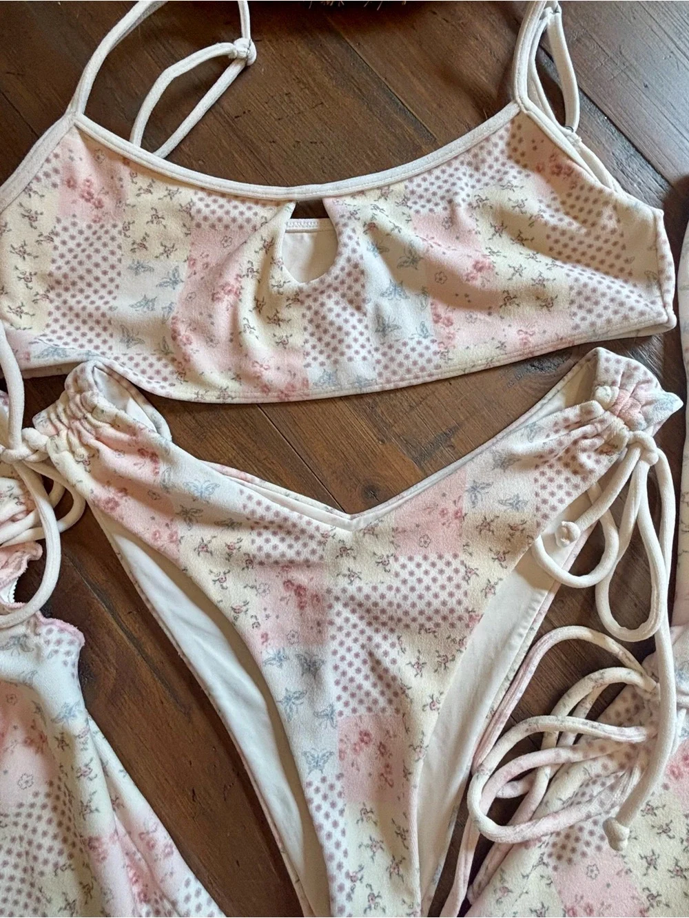 NWT/NWOT Frankie’s bikinis x Sydney Sweeney 4 piece Terry swim set